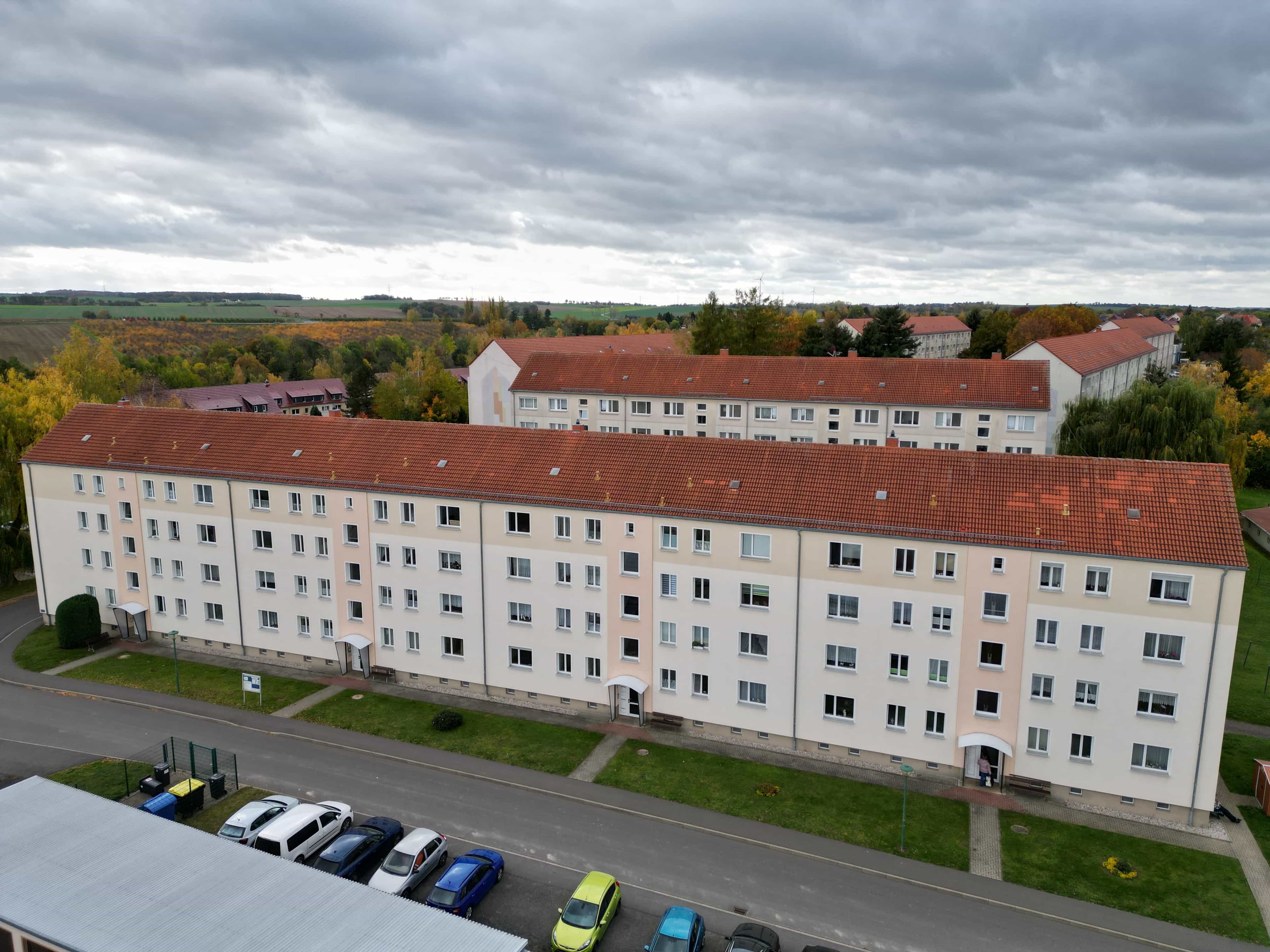 Sachsenplatz 13-16 Front